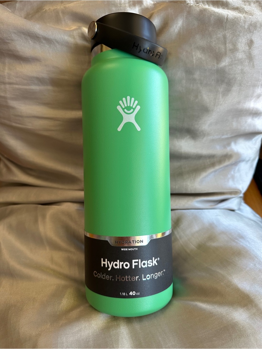 NEW Hydro Flask 40 oz Spearmint Wide Mouth Insulated Water Bottle